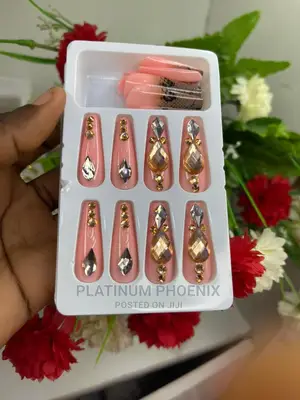 Press on Nail and Glue (Adhesive Artificial Nails)