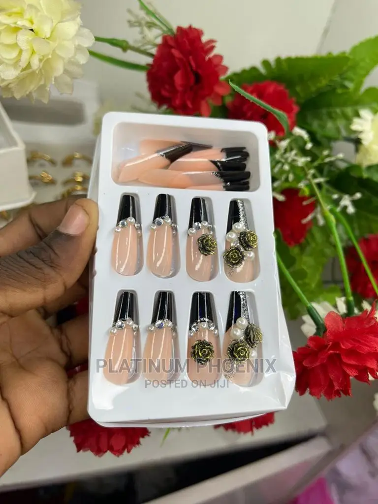 Press on Nail and Glue (Adhesive Artificial Nails)