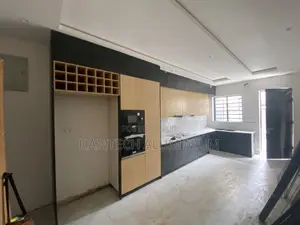 New Design of Kitchen Cabinet