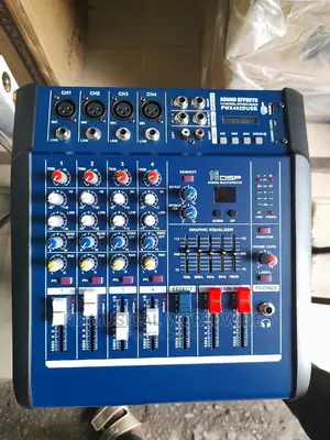 Powered Mixer 4chanels Usb