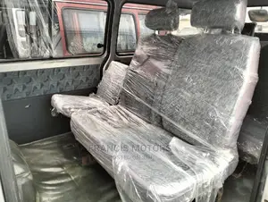 Mitsubishi Delica 2003 Silver