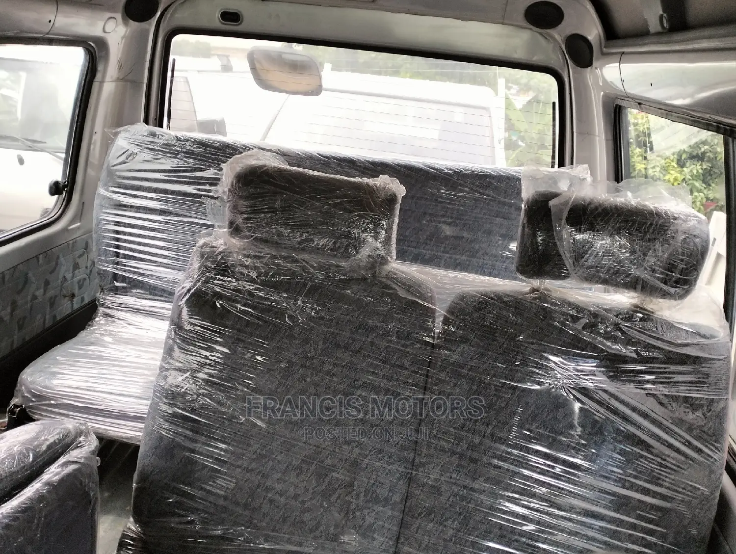 Mitsubishi Delica 2003 Silver