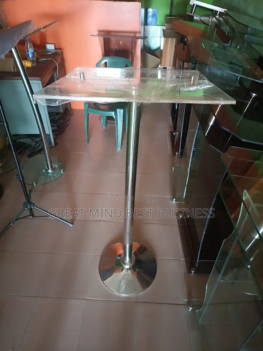 Single Pole Pulpit