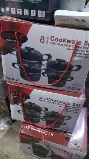 Large Non-Stick ''Deluxe'' Cookware Pots Set - 4 Piece