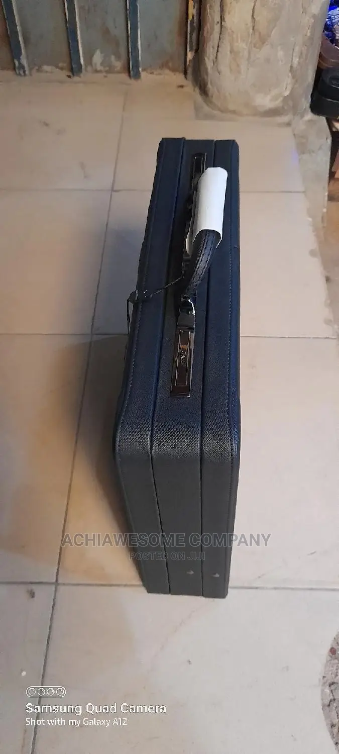 Leaves King Briefcase