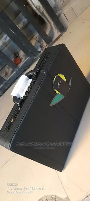 Leaves King Briefcase