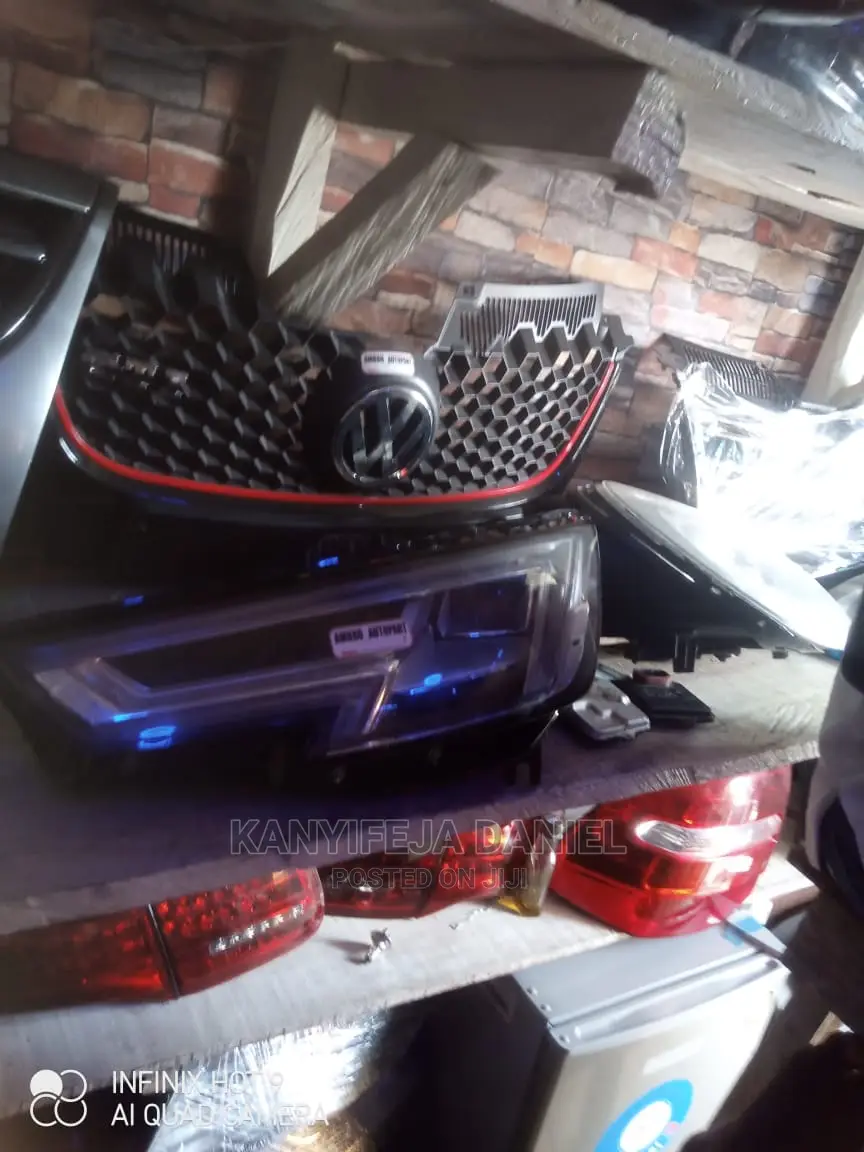Audi A4 2018 Headlight