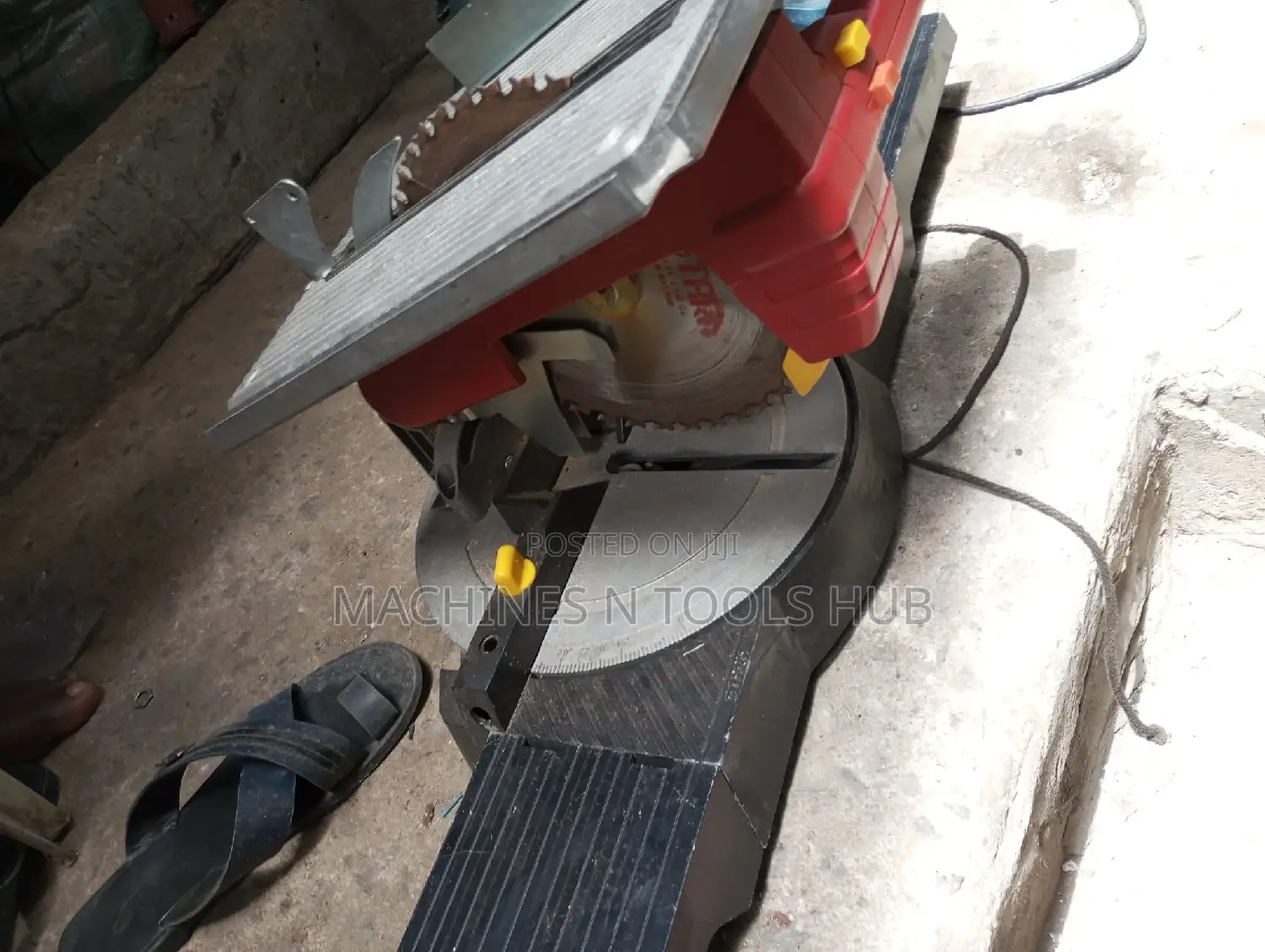 Mini Table Saw and Mitre Saw