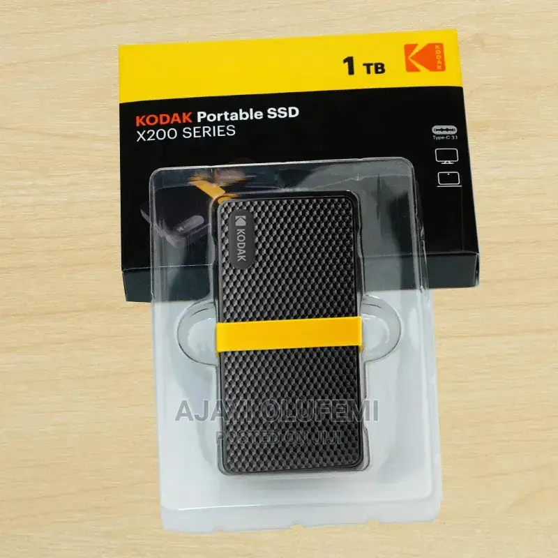 Kodak Portable SSD Storage (250gb).