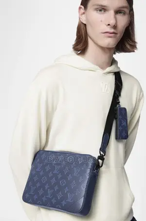 Original LOUIS VUITTON Crossbody Bags Available in Store