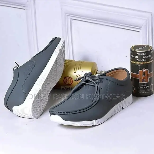 Clark Confirm Quality Shoe