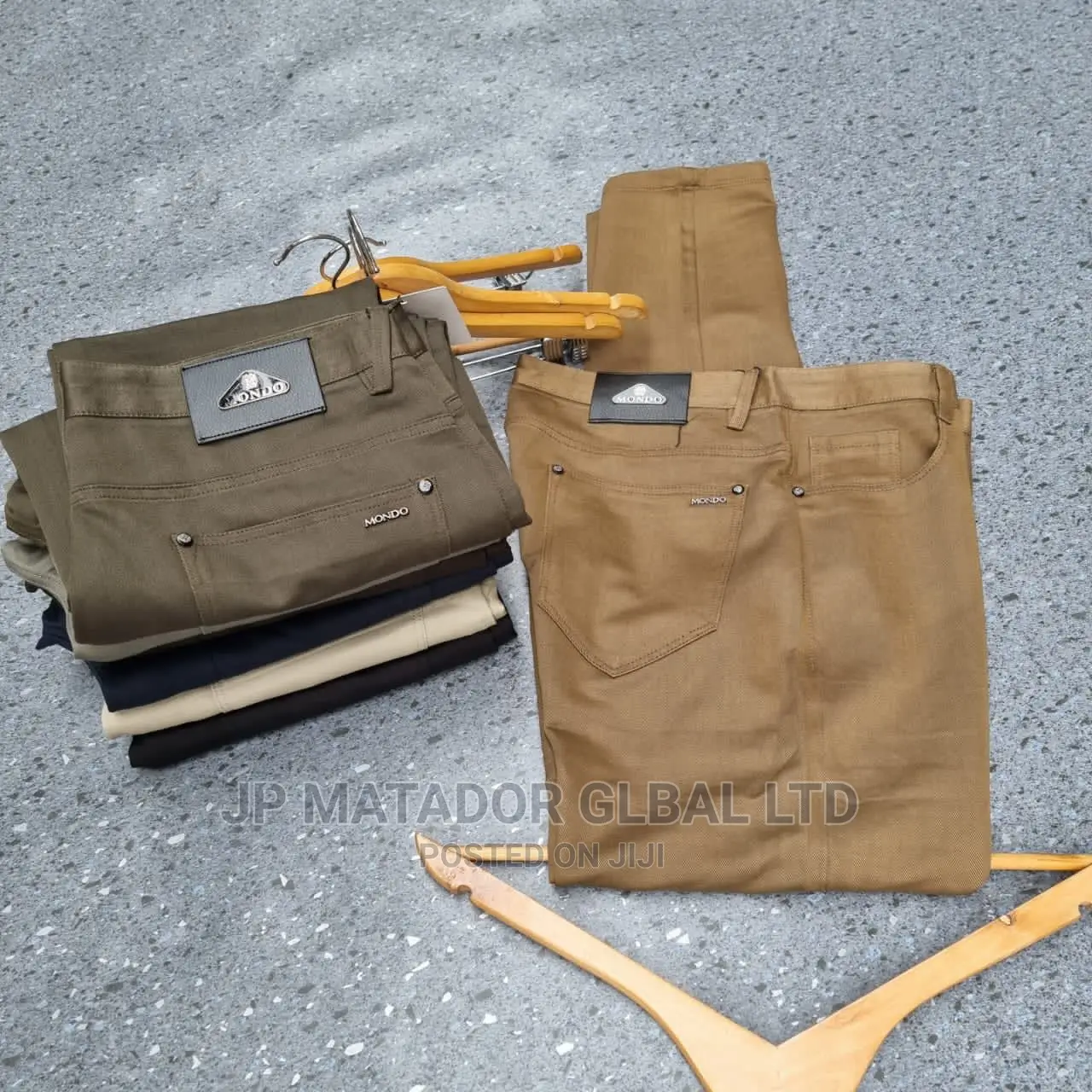 High Quality Mondo Chinos