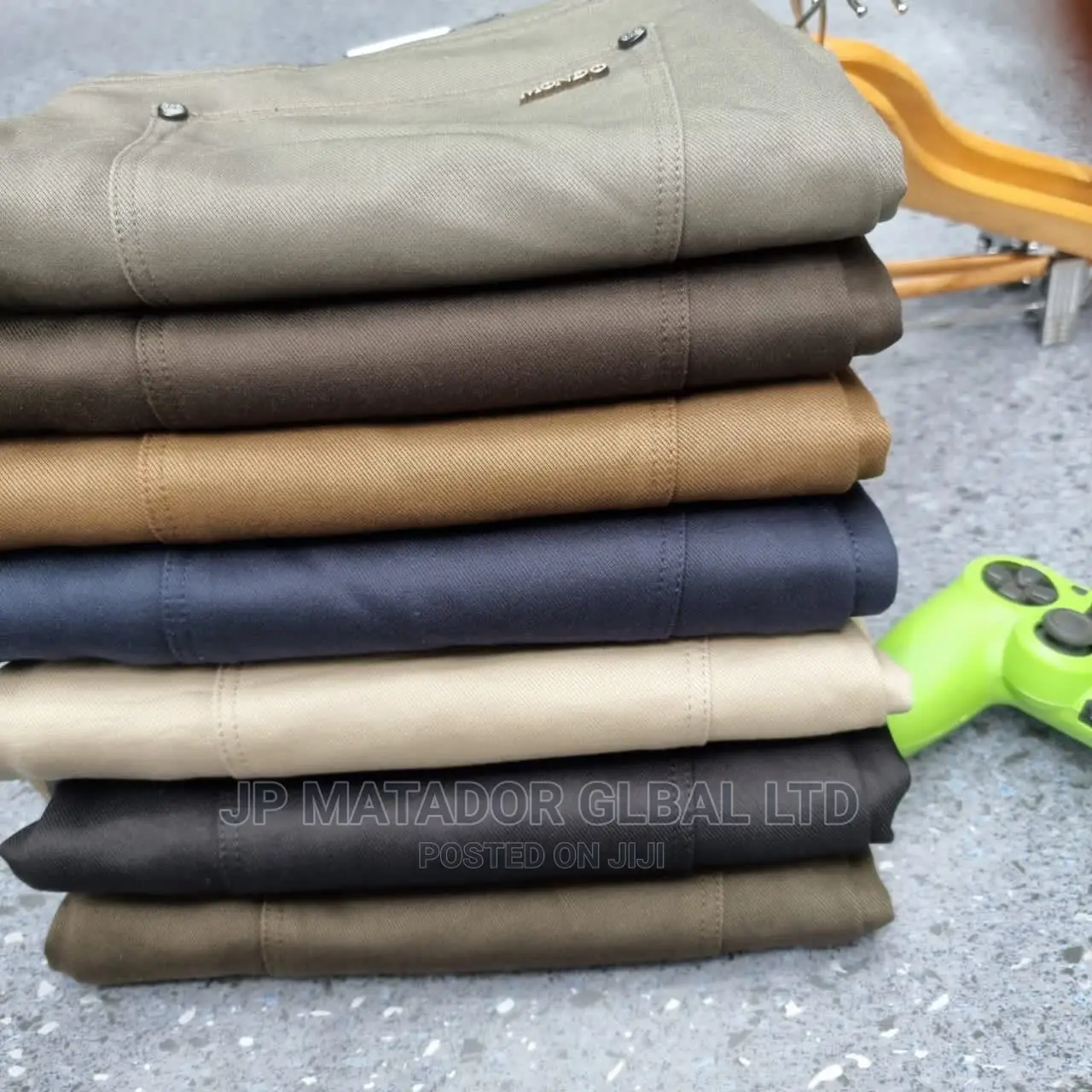 High Quality Mondo Chinos