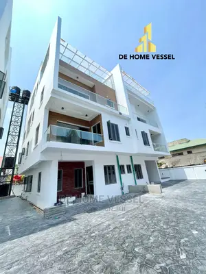 4bdrm Duplex in Lekki Phase 1 for Sale