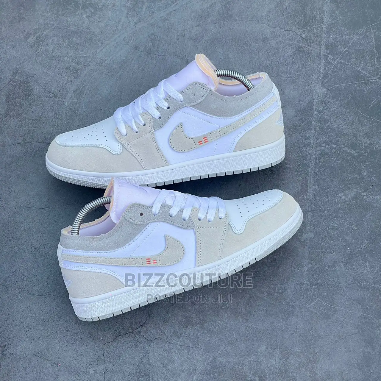 Original JORDAN 1 Low SE Craft Inside Out Available in Store