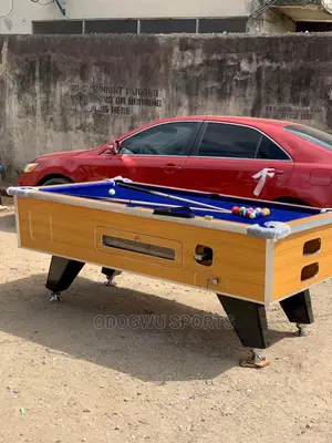 Photo - Coin Snooker With Accessories