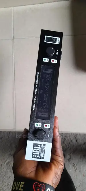 JBL Professional Wireless Microphone Vm1000