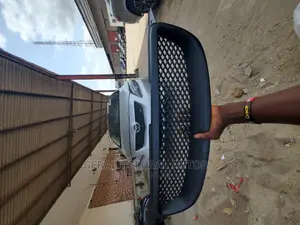 Front Grille Corolla 2003 - 2007 Sport