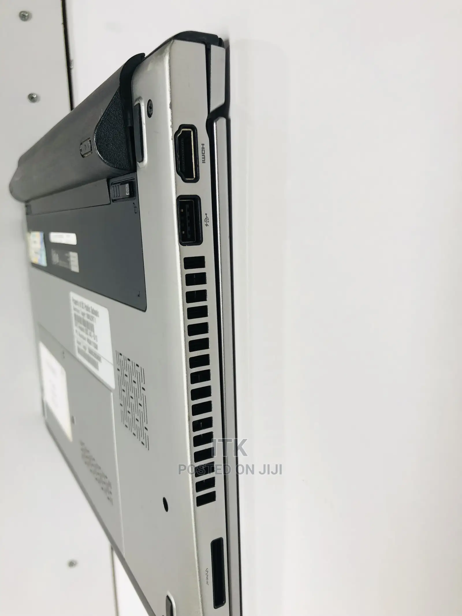 Laptop Dell Latitude 3330 4GB Intel Celeron HDD 500GB