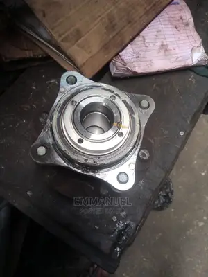 Front Hub Lexus Gx470 and Lexus Gx460 and Toyota 4-Runner