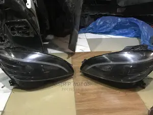 Mercedes Benz C300 2010 Model Yahoo Headlight