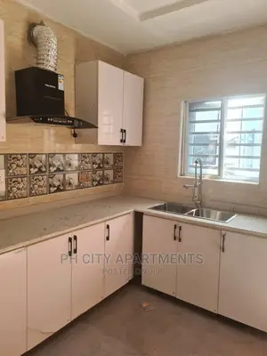 4bdrm Duplex in Sunville Estate, Port-Harcourt for rent