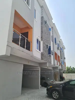 4bdrm Duplex in Sunville Estate, Port-Harcourt for rent