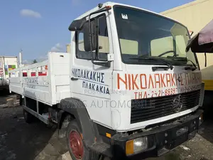 Mercedes-Benz 814 Direct Bucket