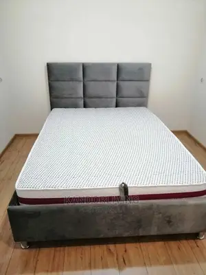 Modern Padded Bedframe 4.5X6 Bedframe