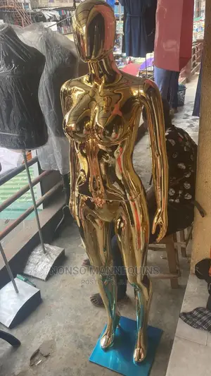Size 10 Gold Chrome Female Faceless Display Mannequin