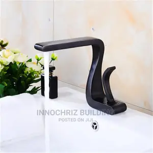 Black Basin Mixer (87DH10)