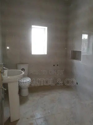 4bdrm Terraced in Guzape Sale