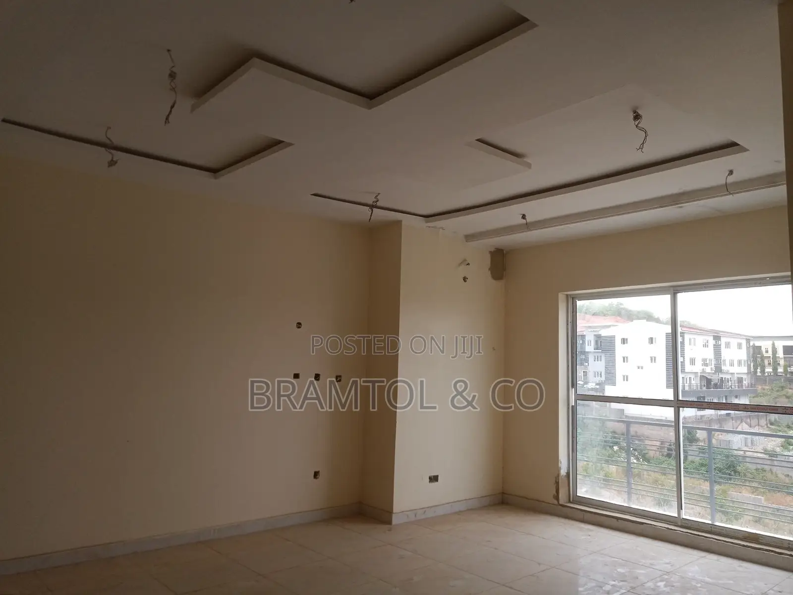 4bdrm Terraced in Guzape Sale