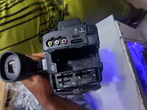 Sony PXW-Z100 Handheld XDCAM Camcorder