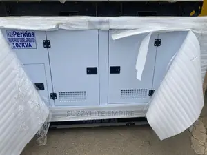 Perkins England Soundproof Diesel Generator 100kva