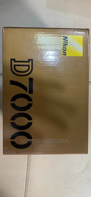 Nikon D7000