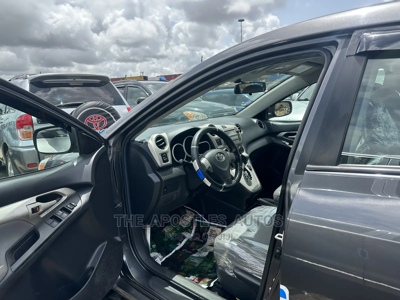 Toyota Matrix 2011 Gray
