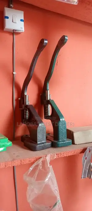 Beading/Eyelet/Grommet Machine