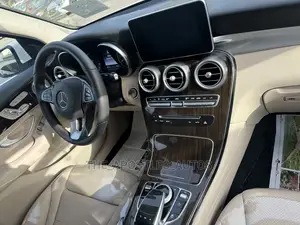 Mercedes-Benz GLC-Class 2018 White