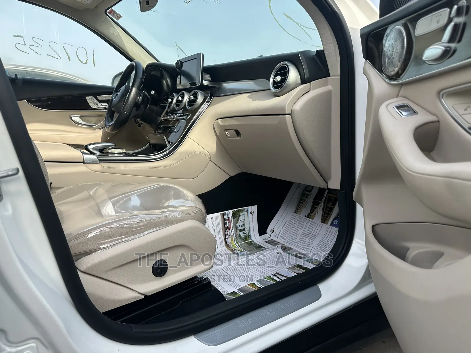 Mercedes-Benz GLC-Class 2017 White