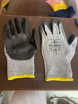 Anti Cut Hand Gloves