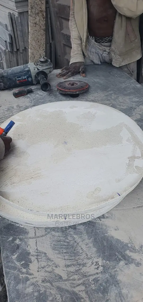 White Marble Round Table Design Mb