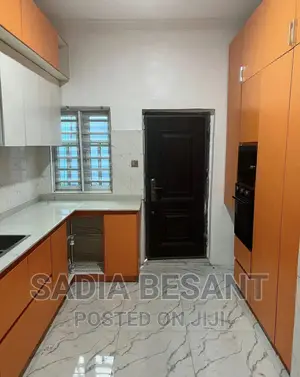 Contemporary Kitchen Project and Accessories