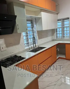Contemporary Kitchen Project and Accessories