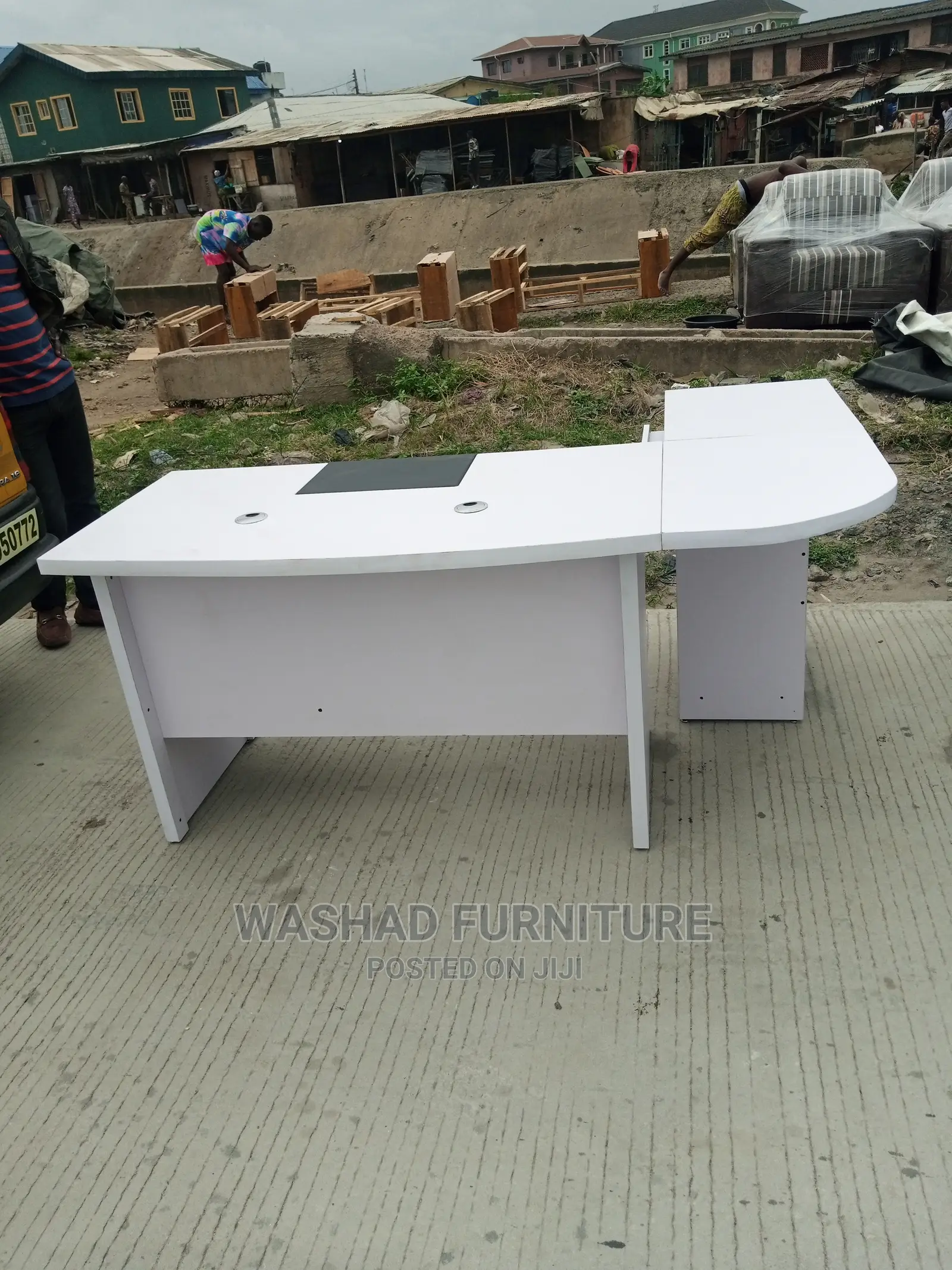Office Corner Table