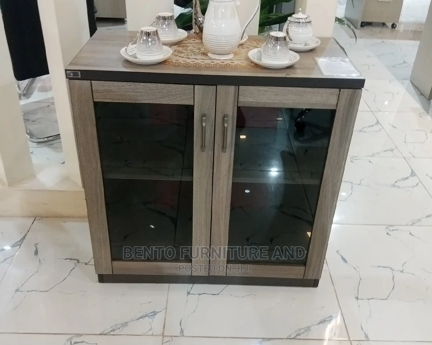 Cupboard With Glass
