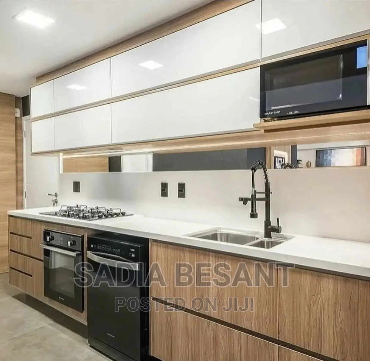 Linear Kitchenette Designs With Accessories
