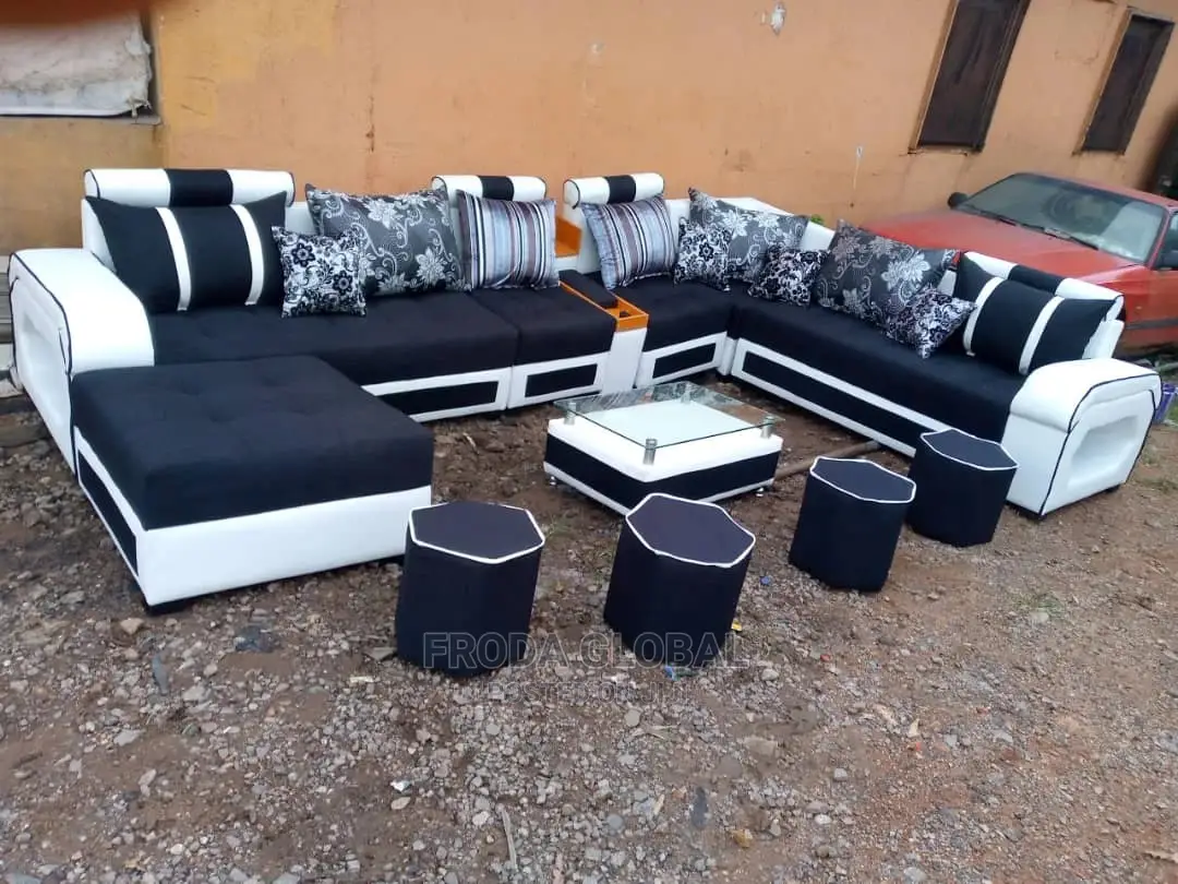 U-Shape Sofa Chairs With Table, Stools. Black/White Couch. Lai08