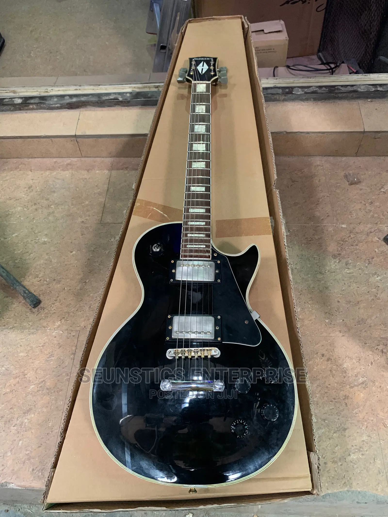 Quality Busker’S Les Paul Style Guitar