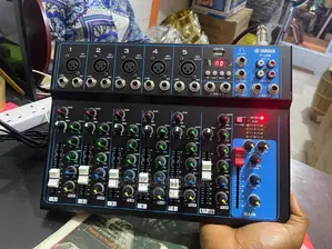 Yamaha F7 Mixer